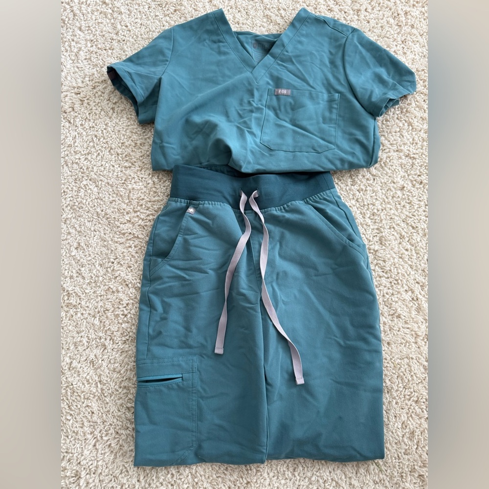 Figs high waisted jogger scrubs with top